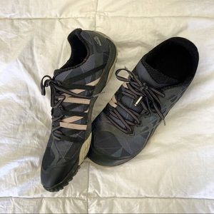 Merrell Trail Glove 5 Barefoot Sneaker, Size 10.5 Womens